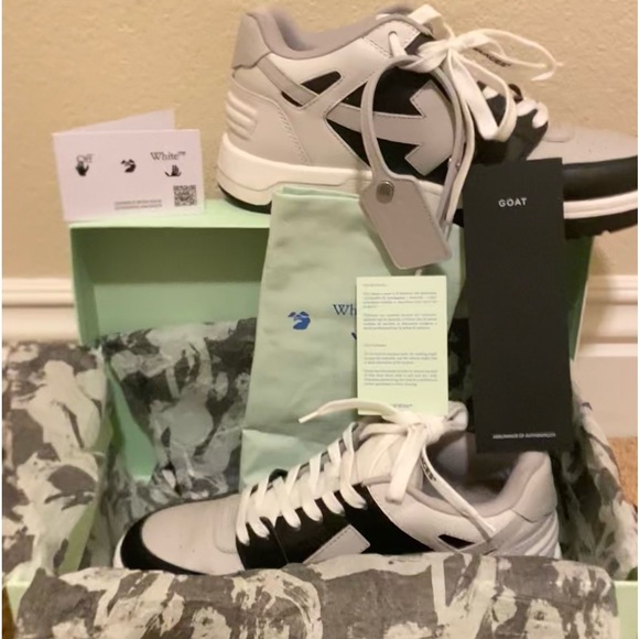 Off-White Out Of Office Calf Leather